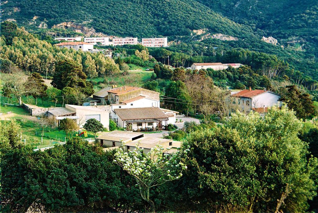 Agriturismo Satanca Villa Arbus Ngoại thất bức ảnh